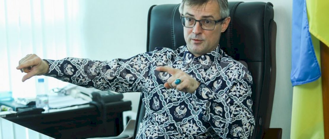 Duta Besar Ukraina, Vasyl Hamianin (Net).