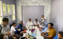Jelaskan Tupoksi Biro Umum, Andi Eka Coffee Morning Bersama Wartawan
