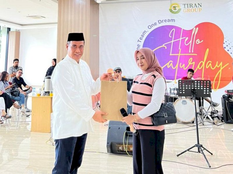 Sempat Viral Jadi Buruh Angkut Semen, Nur Aini Diterima Kerja di Tiran Group