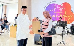 Sempat Viral Jadi Buruh Angkut Semen, Nur Aini Diterima Kerja di Tiran Group