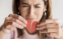 Cinta Ditolak ?, Lakukan 4 Tips Ini Agar Tidak Larut Dalam Sakit Hati