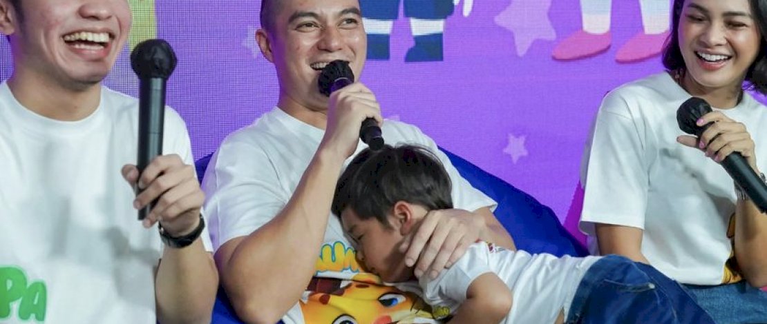 Potret Baim Wong botak.