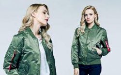 Rekomendasi Merk Jaket Bomber Terbaik, Bikin Penampilan Semakin Menarik