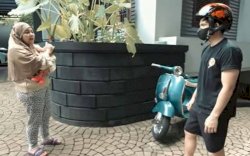 Atta Halilintar Beli Vespa Tua, Aurel Hermansyah Tidak Terima: Balikin Sekarang 