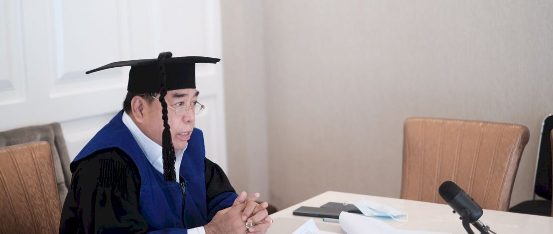 Sekertaris Daerah Provinsi (Sekprov) Sulsel, Dr Abdul Hayat Gani, menjadi penguji disertasi dalam promosi doktor Promovendus Agustiawan, yang berlangsung secara virtual, di Kantor Gubernur Sulsel, Kamis, 7 April 2022. Sekertaris Daerah Provinsi (Sekprov) Sulsel, Dr Abdul Hayat Gani, menjadi penguji disertasi dalam promosi doktor Promovendus Agustiawan, yang berlangsung secara virtual, di Kantor Gubernur Sulsel, Kamis, 7 April 2022.