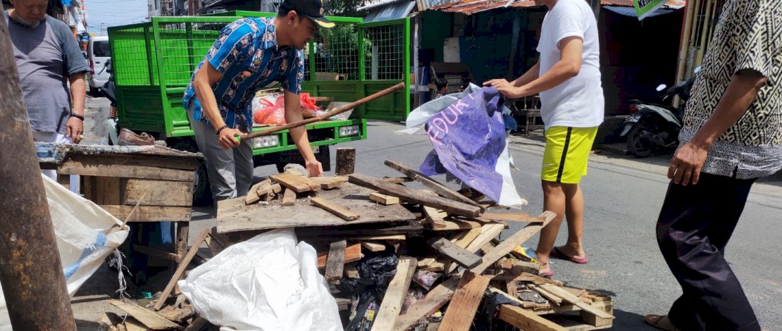 Dikeluhkan Warga, Lurah Gaddong dan RW Setempat Gerak Cepat Atasi Tumpukan Sampah