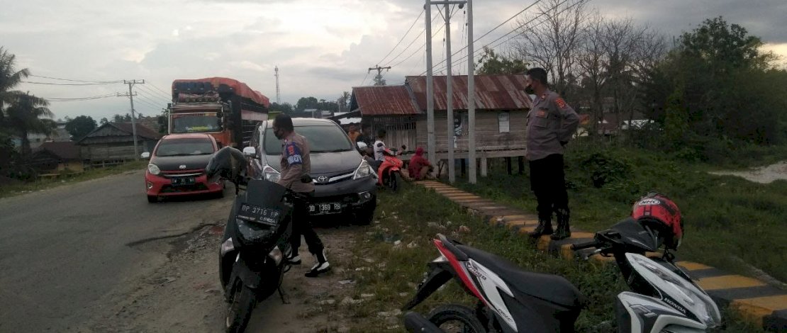 Antisipasi Balapan Liar, Kapolsek Sabbang Luwu Utara Lakukan Patroli