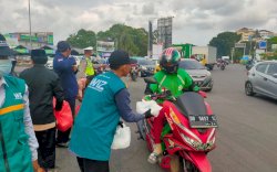 Berbagi Berkah Ramadan, Muslimah Wahdah Islamiyah Tebar 73.000 Paket Ifthar Seluruh Indonesia 