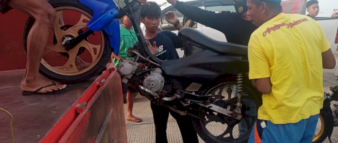 Kapolsek Larompong AKP Ramli menggelar OPS Cipta Kondisi dan Mengamankan 6 Unit Roda Dua Tanpa Kelengkapan Surat Kenderaan dan menggunan Knalpot Racing

