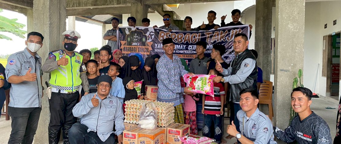 Bikers dari Komunitas Motor Yamaha Nmax Club Indonesia alias
YNCI Luwu Chapter membuat kegiatan bakti sosial peduli anak yatim piatu. Bikers dari Komunitas Motor Yamaha Nmax Club Indonesia alias
YNCI Luwu Chapter membuat kegiatan bakti sosial peduli anak yatim piatu.