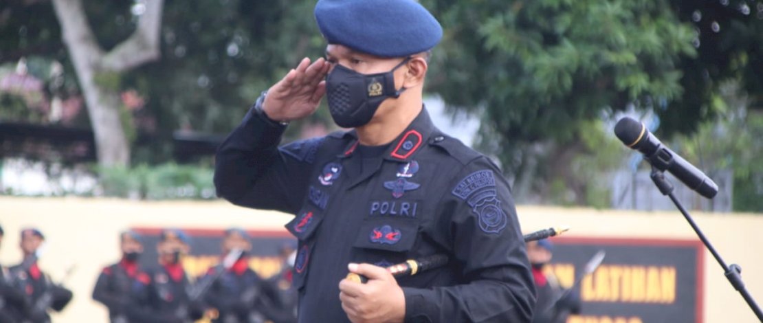 Pimpin Upacara,  Danyon Brimob Bone : HKN Bukan Sekadar Rutinitas 