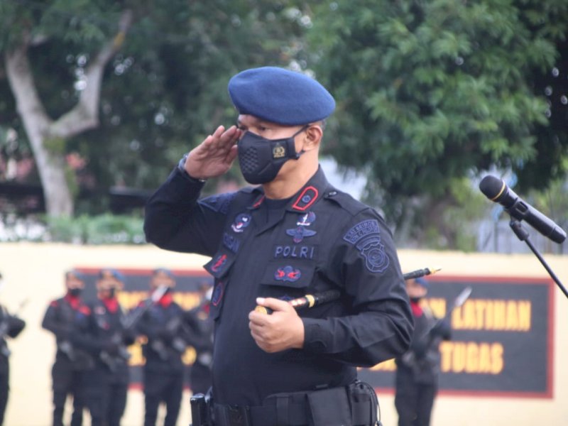 Pimpin Upacara,  Danyon Brimob Bone : HKN Bukan Sekadar Rutinitas 