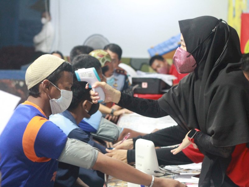 Percepat Perubahan Status Pandemi ke Endemi, Binda Sulsel Laksanakan Vaksinasi di Rutan Kelas IIB Barru