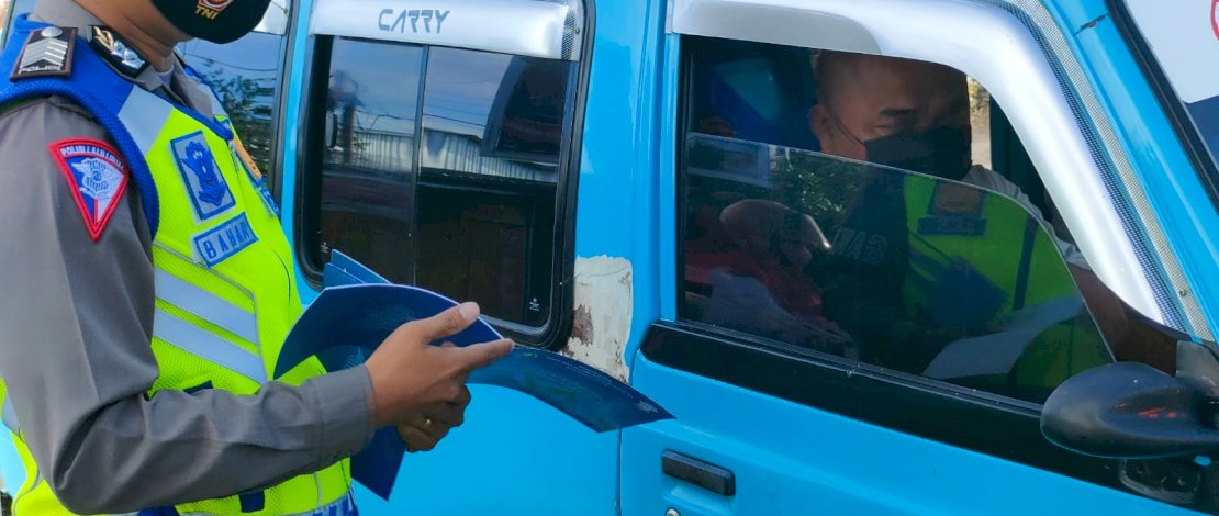 Sat lantas polres luwu sosialisasi ketertiban lalu lintas.
Foto :Humas Polres Luwu