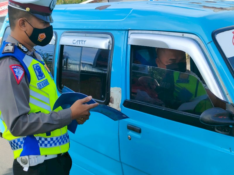 Gelar Sosialisasi Kamstibcar lantas, Polres Luwu Ingatkan Soal Covid 19