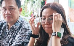 Ingin Permak Wajah Mayang, Farhat Abbas: Biar Ngalahin Wajah Vanessa Angel