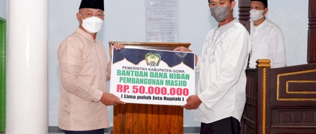 Hari Kedepalan Tarawih Keliling, Wabub Gowa Serahkan Sumbangan Masjid di Kecamatan Parigi Hari Kedepalan Tarawih Keliling, Wabub Gowa Serahkan Sumbangan Masjid di Kecamatan Parigi