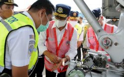 Sidak di Bandara Sukarno Hatta, Menhub Periksa Kelayakan Pesawat Jelang Mudik  