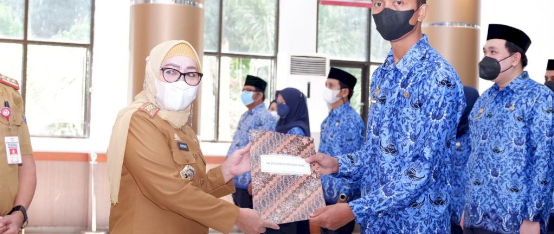 Pemkab Gowa Serahkan SK, Sekda Gowa Titip Tiga Pesan untuk CPNS