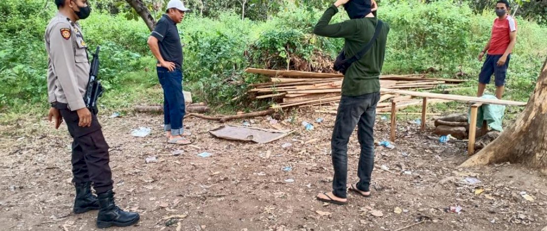 Gerebek Lokasi Judi Sabung Ayam di Bulukumba, Polisi Amankan Dua Orang Pelaku Gerebek Lokasi Judi Sabung Ayam di Bulukumba, Polisi Amankan Dua Orang Pelaku