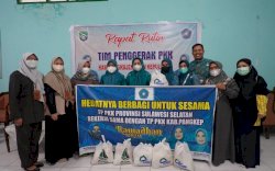 Bersama PKK, Andalan Mengaji Berbagi Paket Sembako