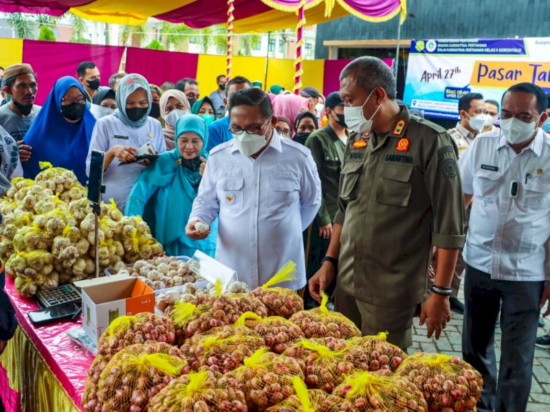 Gelar Pasar Tani Ramadan Gorontalo Laris Dibeli Masyarakat