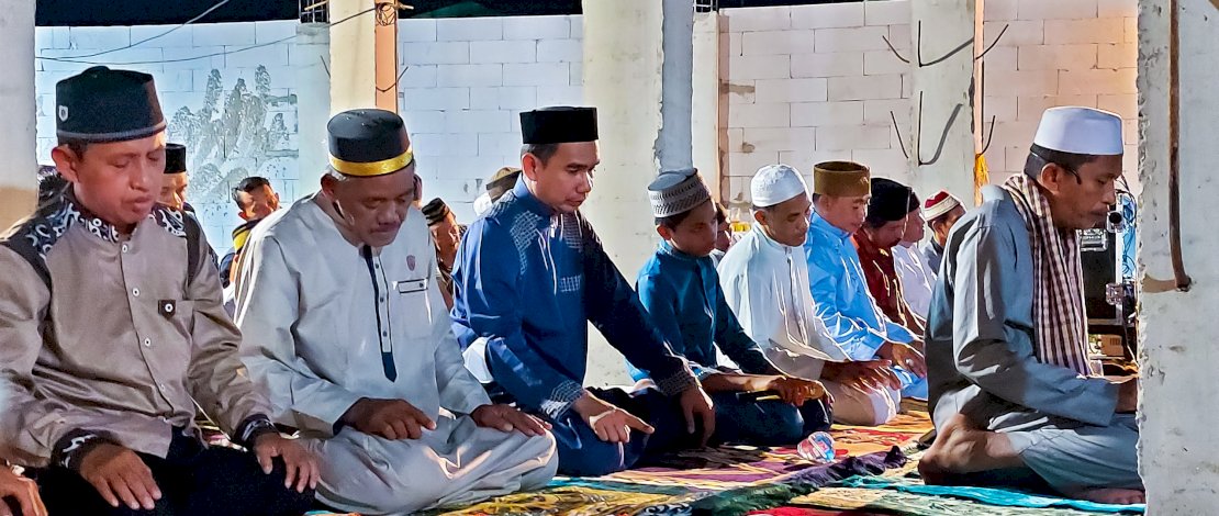 Rudianto Lallo Terharu Dengar Perjuangan Swadaya Warga Cambayya Bangun Masjid Terapung