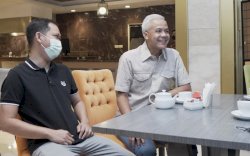 Bertemu di Makassar, Intip Keakraban Ganjar Pranowo dan Fadli Ananda