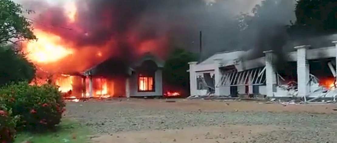 Rumah Pejabat di Sri Lanka dibakar pengunjuk rasa (Net).
