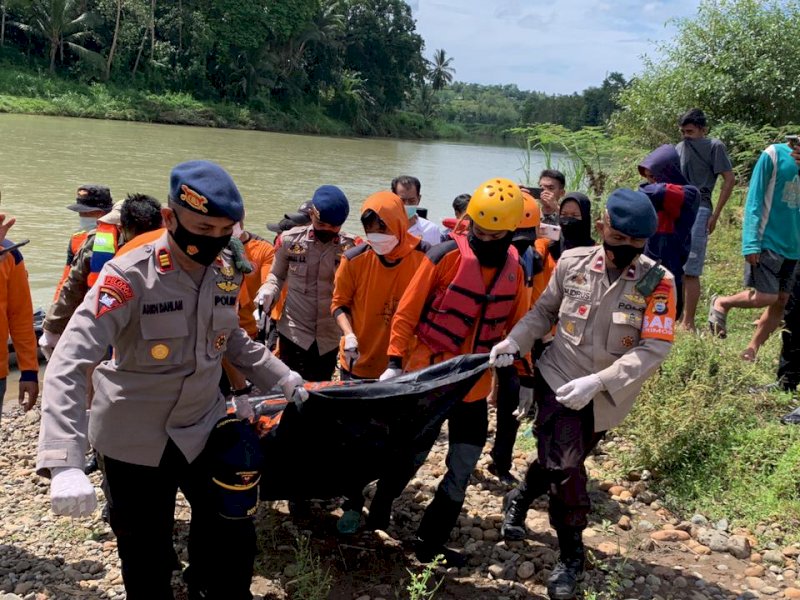 3 Hari Pencarian, Jasad Andi Ridwan Ditemukan Oleh Tim SAR Gabungan