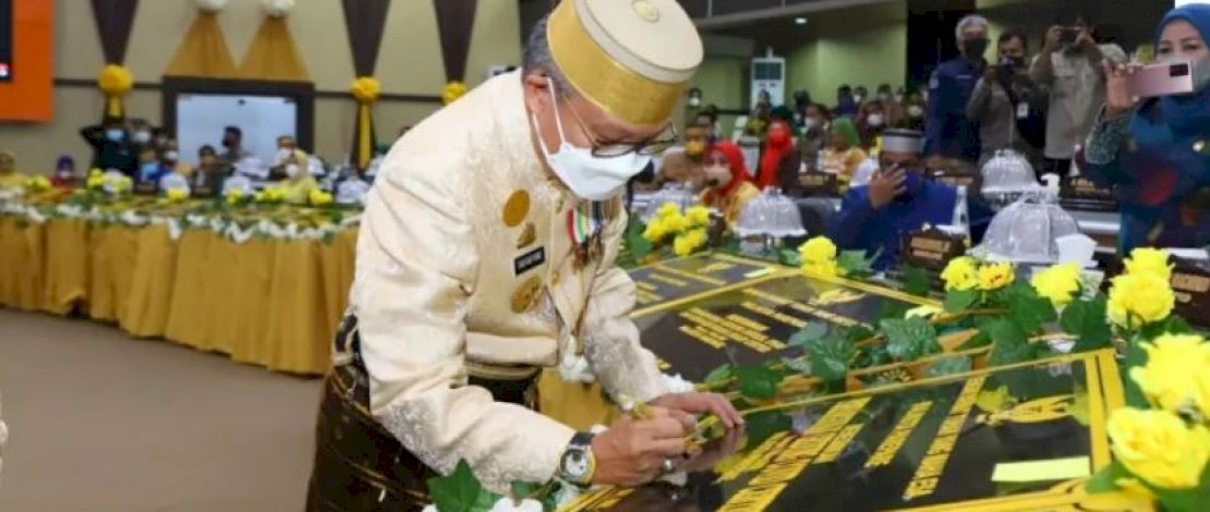 Walikota Parepare Resmikan 10 Proyek Bernilai Rp.85,4 Miliar