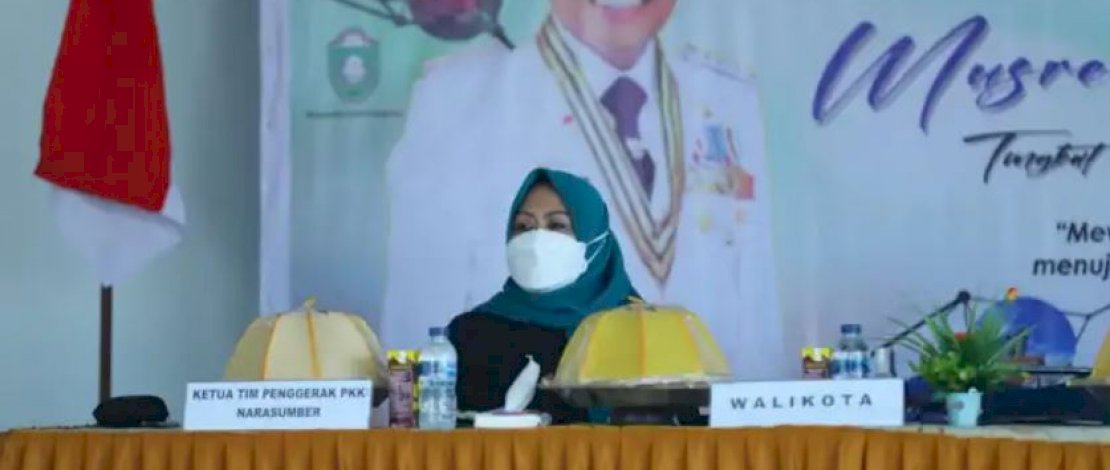 Erna Rasyid Taufan Dorong Perempuan Lebih Mandiri dan Tangguh