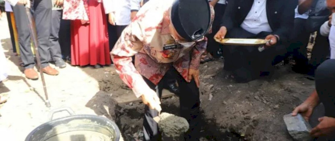 Taufan Pawe Letakkan Batu Pertama Pembangunan Pesantren di Parepare