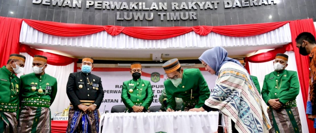 PT Vale Serahkan Bandara Sorowako ke Pemprov Sulsel, Andi Sudirman: Alhamdulillah, Untuk Masyarakat Luwu Raya PT Vale Serahkan Bandara Sorowako ke Pemprov Sulsel, Andi Sudirman: Alhamdulillah, Untuk Masyarakat Luwu Raya