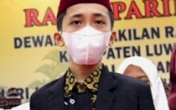 Gubernur Hadiahkan Uang Pembinaan untuk Juara I MTQ Internasional Asal Luwu Utara 