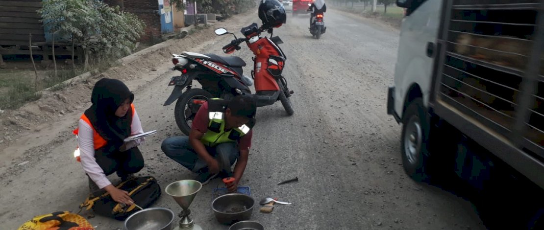 Masuki Tahap Penghamparan Lapis Pondasi dan Uji Mutu, Gubernur Andi Sudirman: Ruas Pinrang-Rappang Mulai Dikerja