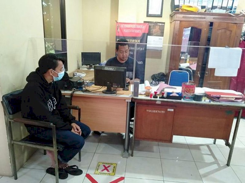 Pencuri HP Minta Tebusan Berhubungan Badan, Korban Menolak HP Melayang