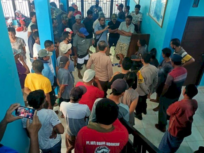Nelayan Bulukumba Amankan Tiga Orang Nelayan dari Luar Daerah