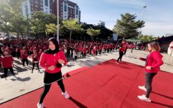 Di Makassar, Gebyar Senam Indonesia Cinta Tanah Air Diikuti 6600 Kader dan Simpatisan PDIP Sulsel