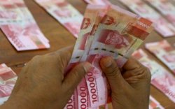 Diskon Tarif Listrik 50 persen Dibatalkan, Pemerintah Ganti dengan BSU Rp 300 Ribu per Bulan