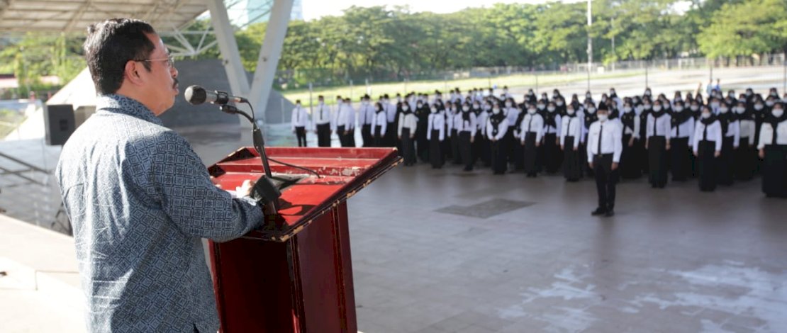 Sekretaris Daerah Kota Makassar, M Ansar, secara resmi membuka Pelatihan Dasar (Latsar) Prajabatan CPNS Formasi Tahun 2021, di Tribun Karebosi, Jumat, 20 Mei 2022. Sekretaris Daerah Kota Makassar, M Ansar, secara resmi membuka Pelatihan Dasar (Latsar) Prajabatan CPNS Formasi Tahun 2021, di Tribun Karebosi, Jumat, 20 Mei 2022.