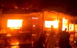 Kantin SMA 22 Makassar Ludes Dilalap Si Jago Merah