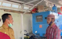 Masa Pengabdian 50 Tahun, Juru Masak Rujab Gubernur Sulsel Dapat Hadiah Suprise Motor dari Andi Sudirman