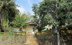 Dalih Mengobati, Oknum Kepsek di Barru Tampar, Cekik dan Ludahi Murid