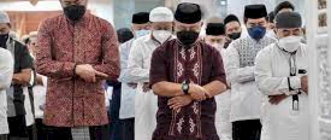 Bupati Gowa Salat Tarawih Pertama&nbsp;di Masjid Agung Syekh Yusuf