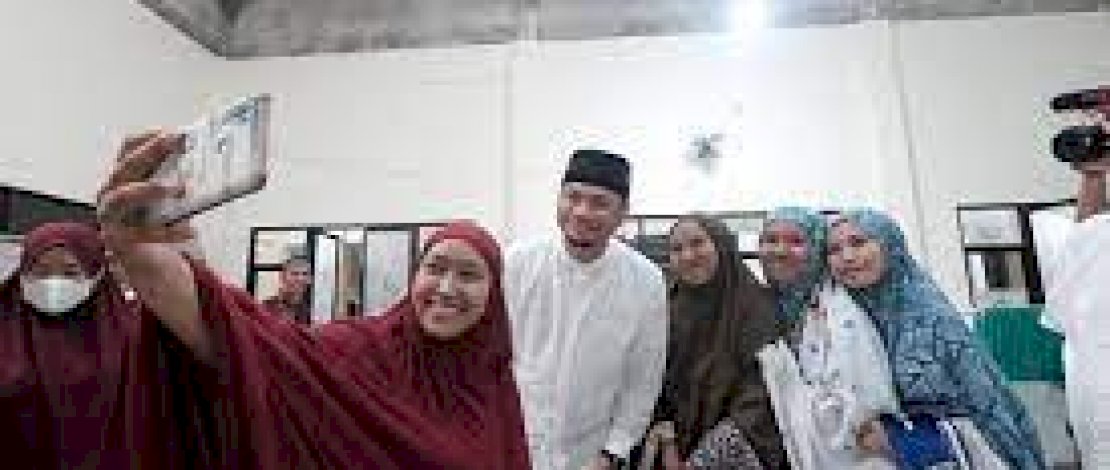 Bupati Gowa Serasa Pulang Kampung Saat Tarawih Keliling di Kecamatan Bontonompo