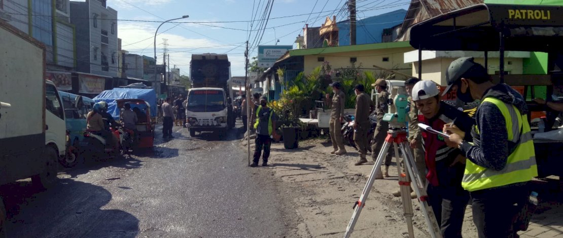 Sinergitas Pemprov-Polisi dan Warga Perbaiki Ruas Antang