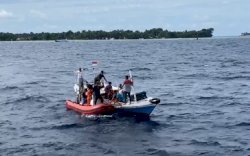 Seorang Nelayan Temukan Satu Korban KM Ladang Pertiwi Meninggal Dunia