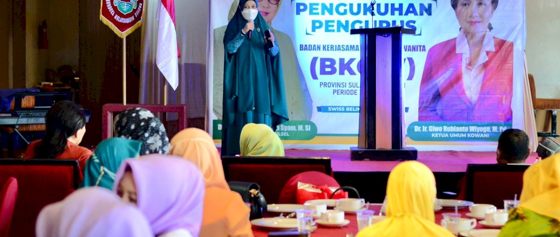 Hadiri Pelantikan BKOW Sulsel, Naoemi Octarina Harap Program Nyata Dirasakan Masyarakat