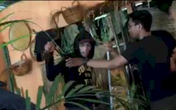 Tenteng Celurit Sambil Cari Orang, Pemuda di Gowa Ancam Penjaga Rumah Makan
